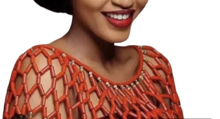 Neo Nigerian Beads Set with Beaded cape and Crown - Image 2