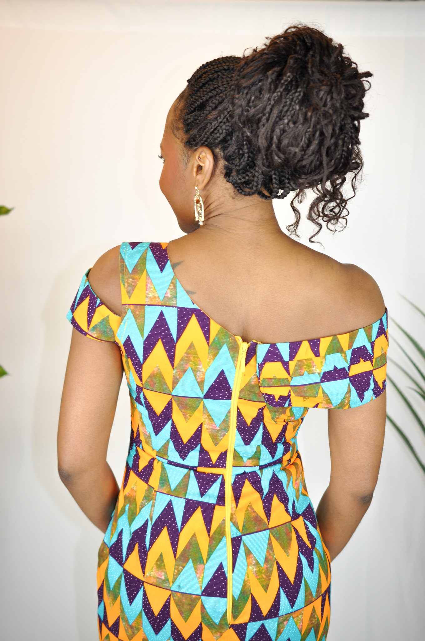 Winta Ankara Silhouette Dress with Trail - Image 4