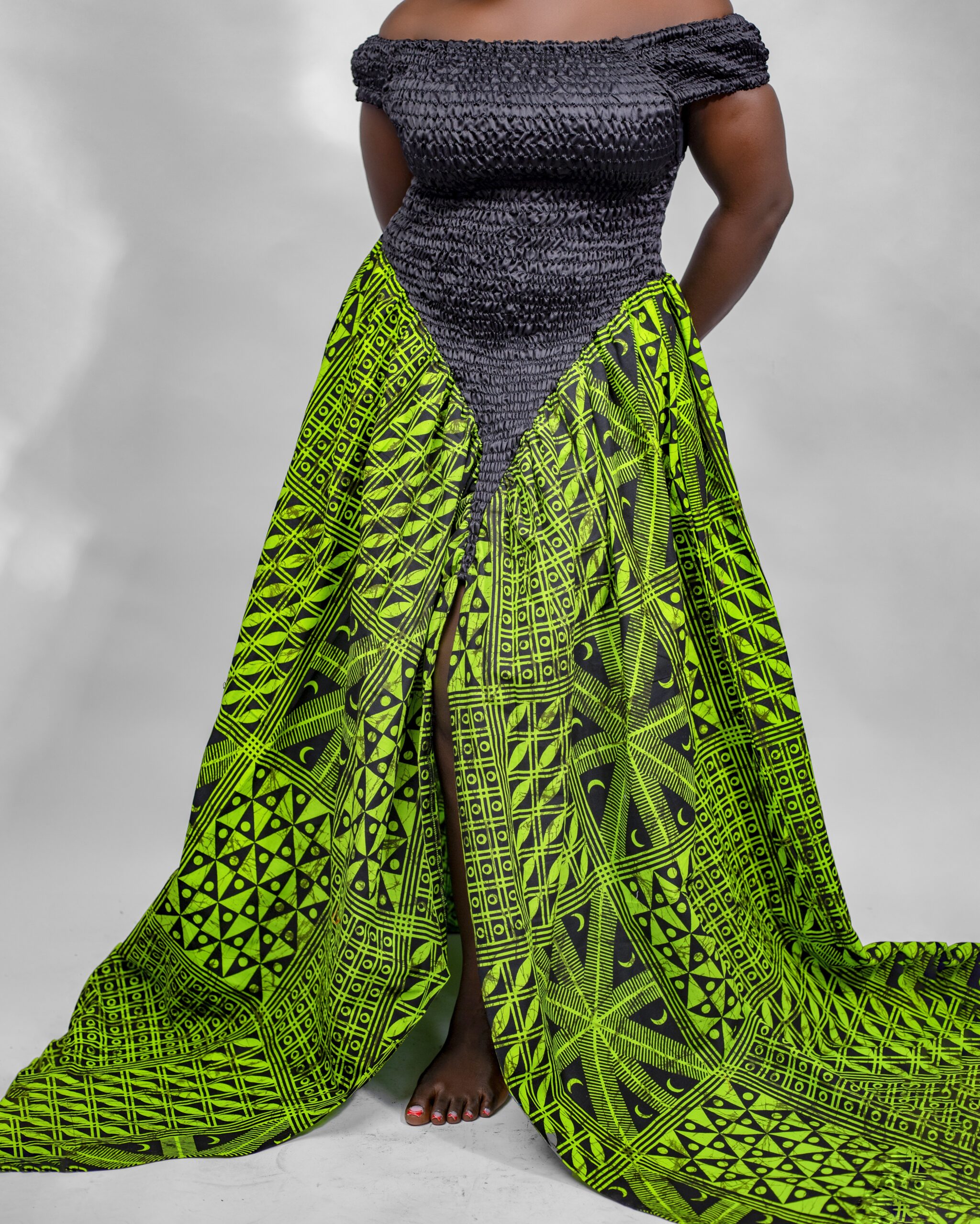 Elegant African Gown - Image 5